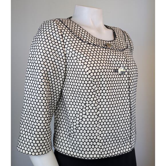 ANN TAYLOR Crop Swing Blazer 2 White Black Silk Embroidered Honeycomb Pattern - Picture 2 of 11